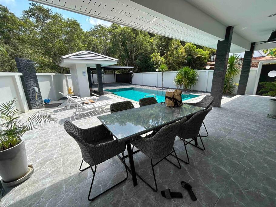 Private Poolvilla * เกาะลันตา
